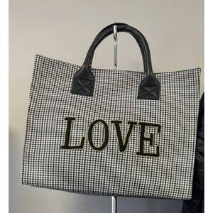 NEW TIANA DESIGNS love tote in black